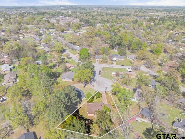 16865 Plumridge Cir, Tyler, TX 75703