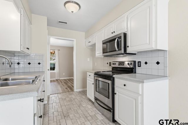 16865 Plumridge Cir, Tyler, TX 75703