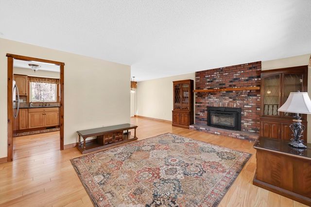 433 Ventura St, Ludlow, MA 01056