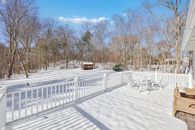 433 Ventura St, Ludlow, MA 01056