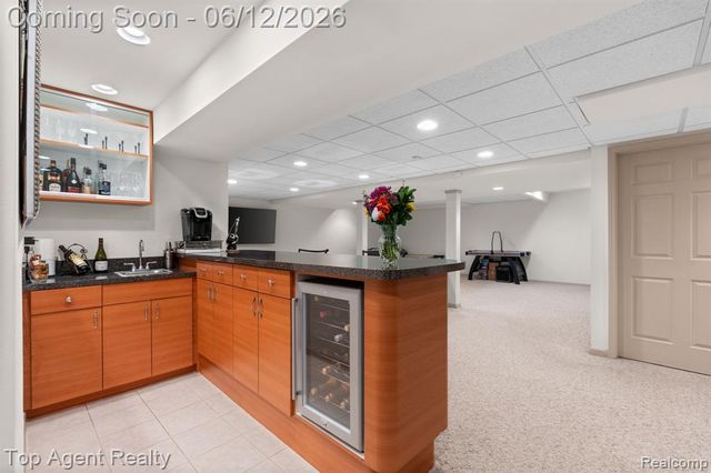 1570 Sugar Maple Way, West Bloomfield, MI 48324