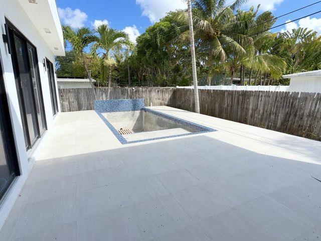 1781 NE 18th Street, Fort Lauderdale, FL 33305