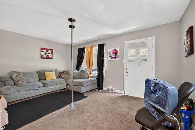4159 N 39th STREET, Milwaukee, WI 53216