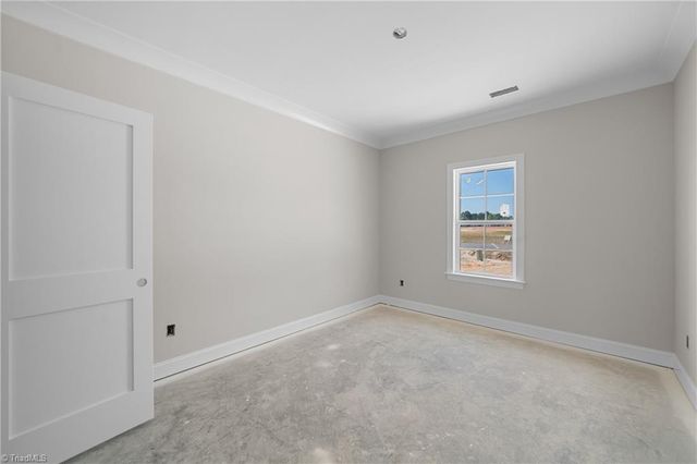 242 Avian Lane, Winston-salem, NC 27127