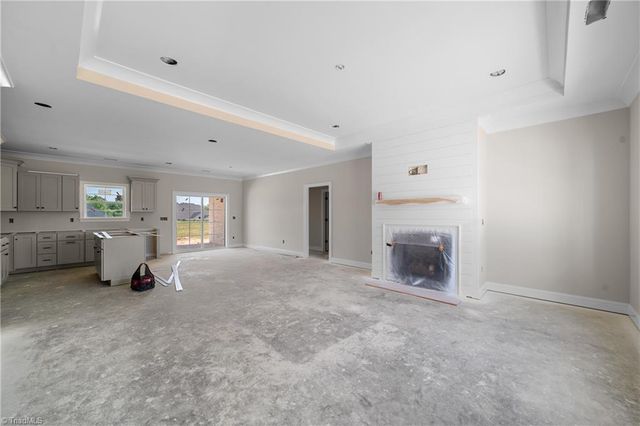 242 Avian Lane, Winston-salem, NC 27127