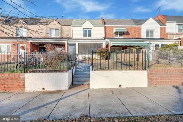3428 DIX ST NE, Washington, DC 20019