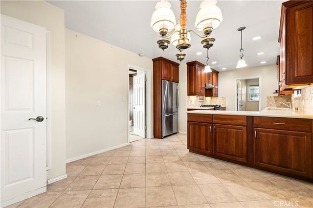23709 Community Street, West Hills, CA 91304