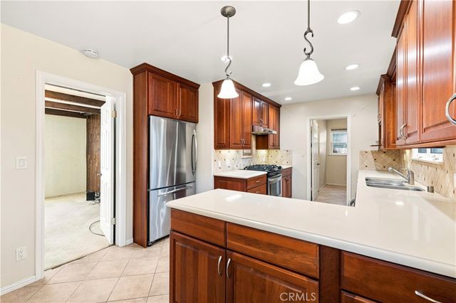 23709 Community Street, West Hills, CA 91304