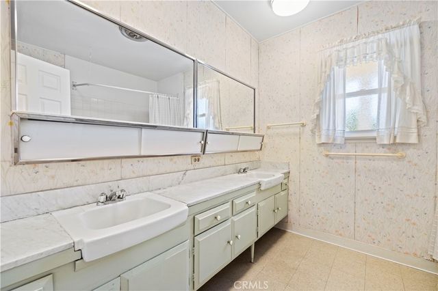 23709 Community Street, West Hills, CA 91304