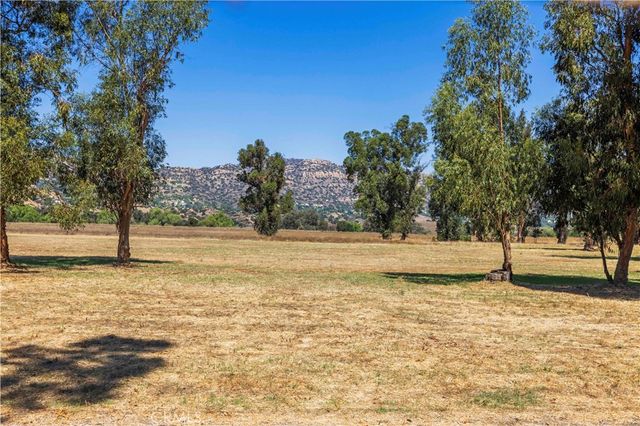 23709 Community Street, West Hills, CA 91304