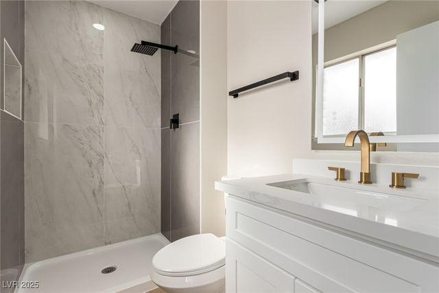 4420 El Cebra Way, Las Vegas, NV 89121