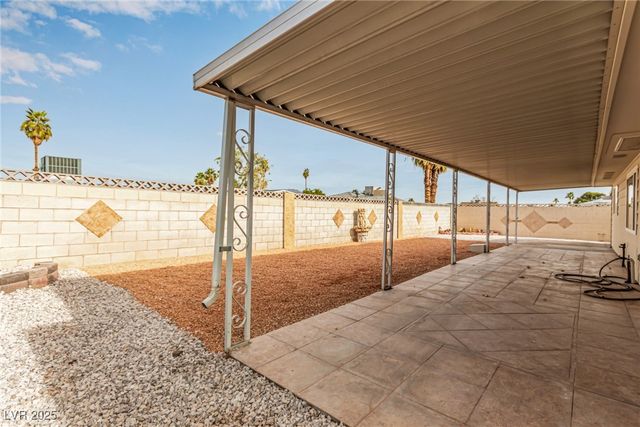 4420 El Cebra Way, Las Vegas, NV 89121