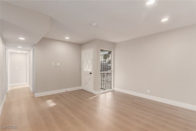 4420 El Cebra Way, Las Vegas, NV 89121