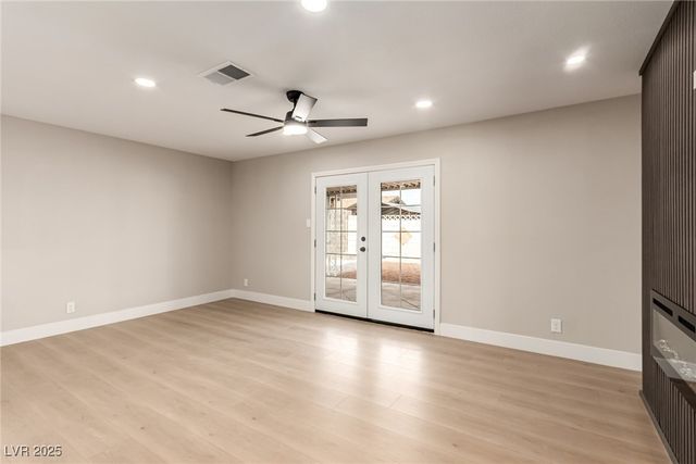 4420 El Cebra Way, Las Vegas, NV 89121