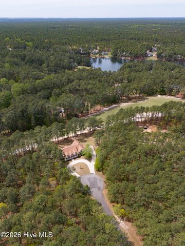 15940 Lovegrass Lane, Wagram, NC 28396