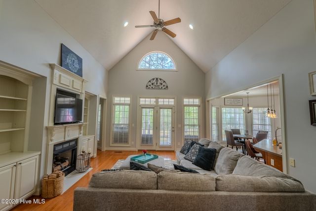 15940 Lovegrass Lane, Wagram, NC 28396