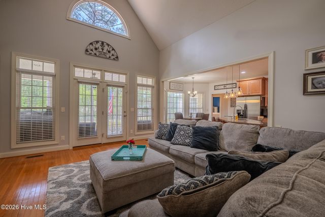 15940 Lovegrass Lane, Wagram, NC 28396