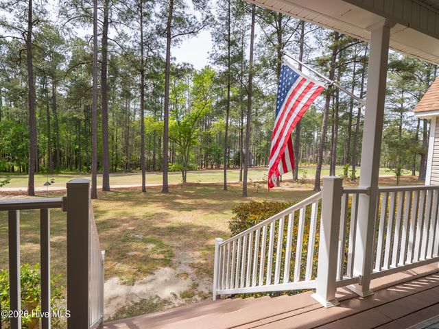 15940 Lovegrass Lane, Wagram, NC 28396
