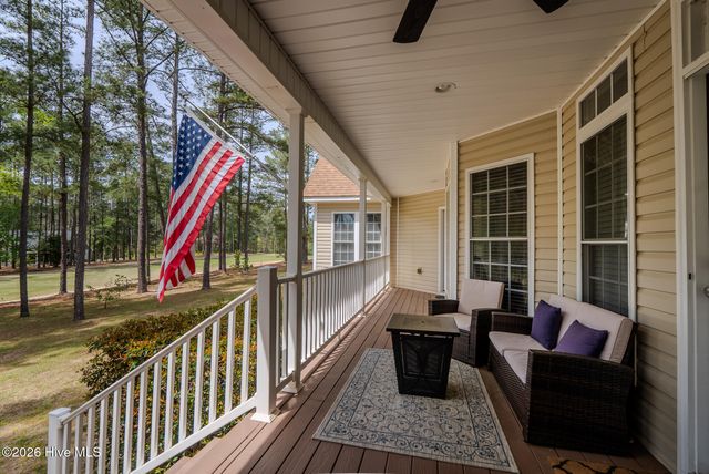 15940 Lovegrass Lane, Wagram, NC 28396