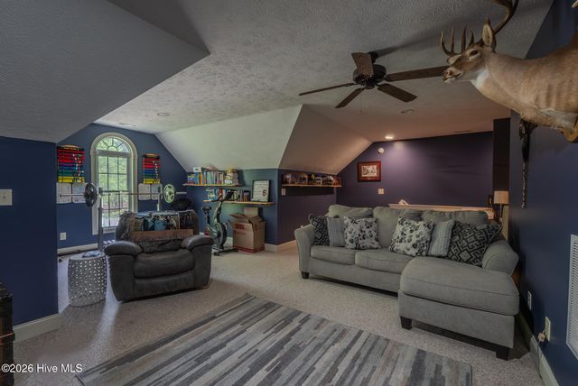 15940 Lovegrass Lane, Wagram, NC 28396