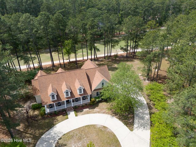 15940 Lovegrass Lane, Wagram, NC 28396