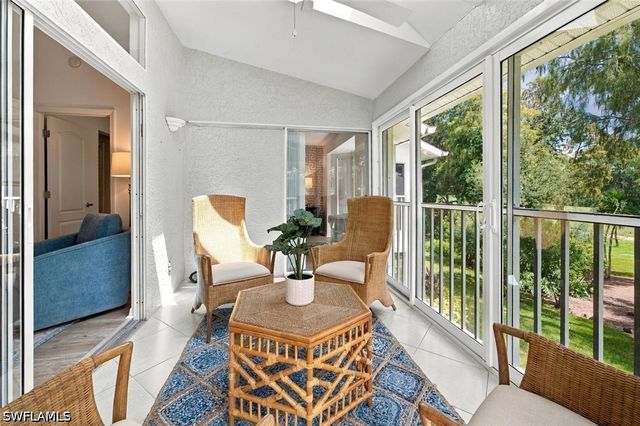 470 Country Hollow CT I204, Naples, FL 34104