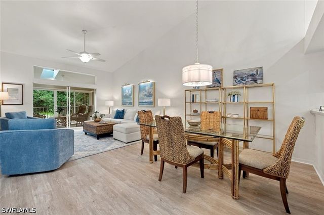 470 Country Hollow CT I204, Naples, FL 34104