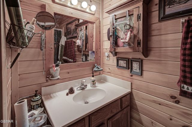 2505 Fleming Way, Sevierville, TN 37876