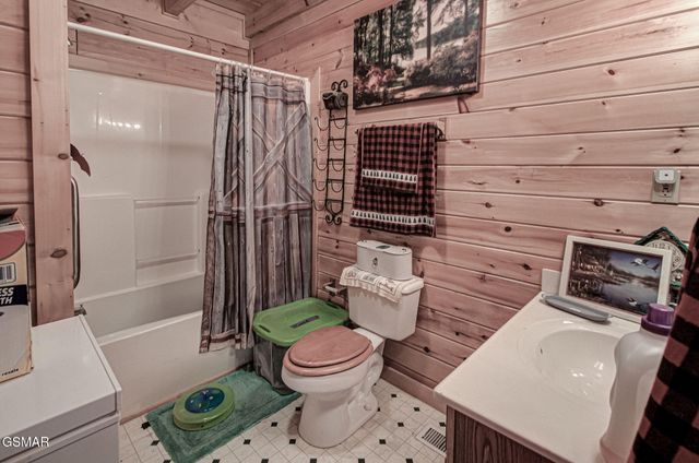 2505 Fleming Way, Sevierville, TN 37876