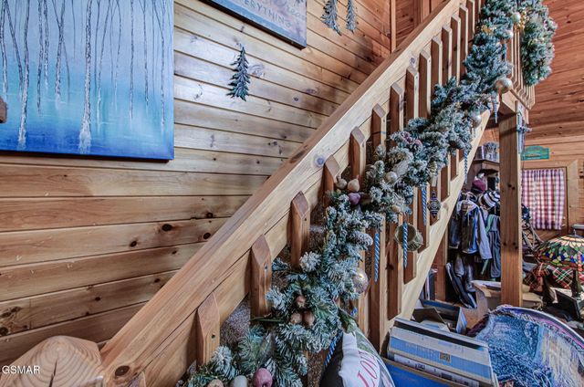 2505 Fleming Way, Sevierville, TN 37876