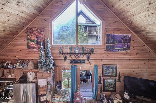 2505 Fleming Way, Sevierville, TN 37876