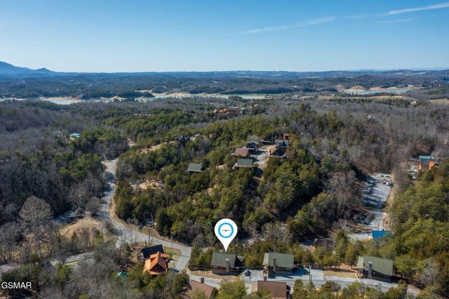 2505 Fleming Way, Sevierville, TN 37876