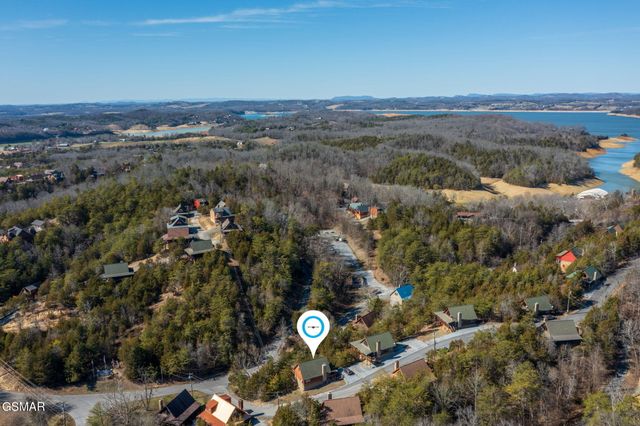 2505 Fleming Way, Sevierville, TN 37876