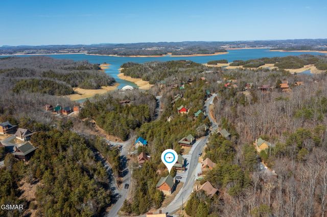 2505 Fleming Way, Sevierville, TN 37876