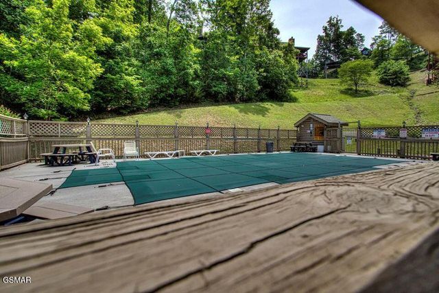 2505 Fleming Way, Sevierville, TN 37876