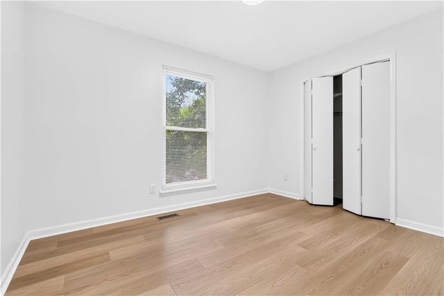 3292 Mixon Way, Stone Mountain, GA 30087
