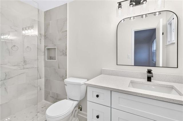 3292 Mixon Way, Stone Mountain, GA 30087