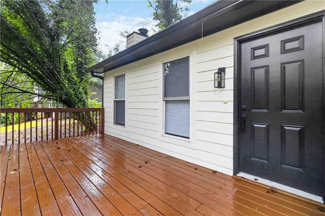 3292 Mixon Way, Stone Mountain, GA 30087