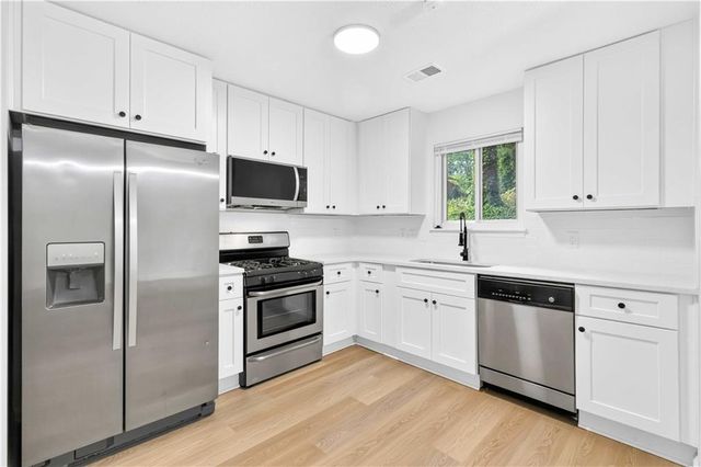 3292 Mixon Way, Stone Mountain, GA 30087