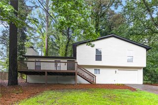 3292 Mixon Way, Stone Mountain, GA 30087