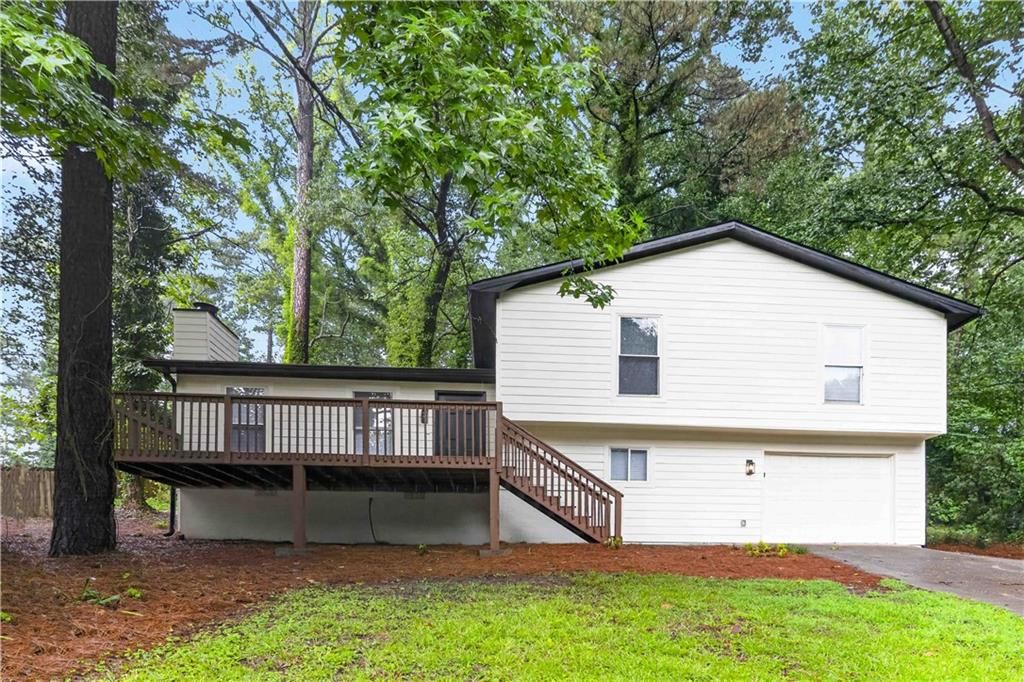 3292 Mixon Way, Stone Mountain, GA 30087