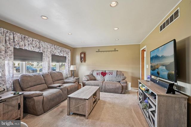 328 PEDRICKTOWN, Swedesboro, NJ 08085