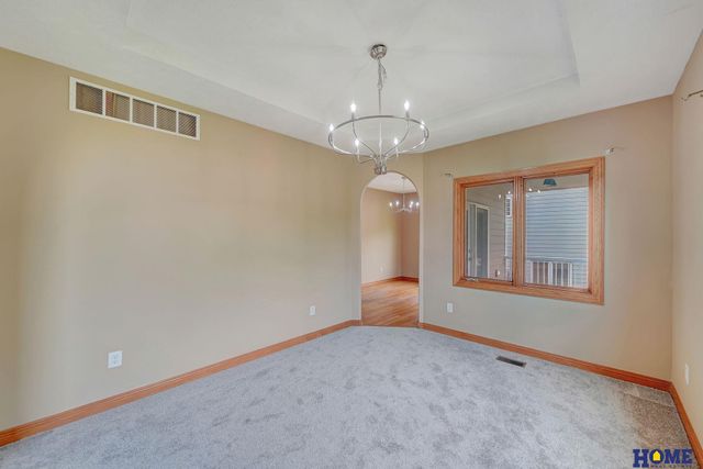 4911 S 76th Street, Lincoln, NE 68516