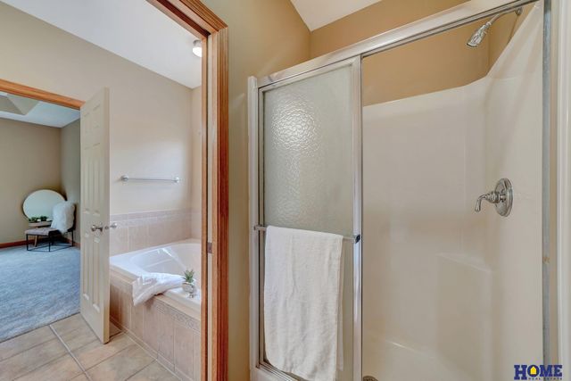 4911 S 76th Street, Lincoln, NE 68516