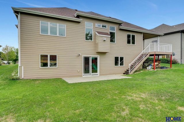 4911 S 76th Street, Lincoln, NE 68516