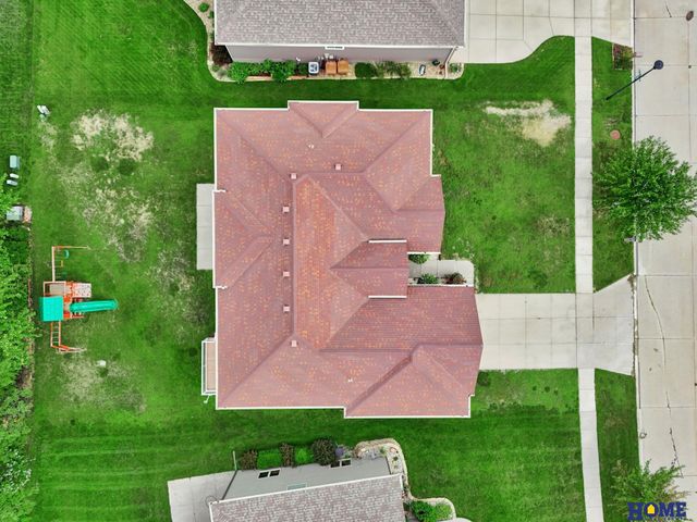 4911 S 76th Street, Lincoln, NE 68516