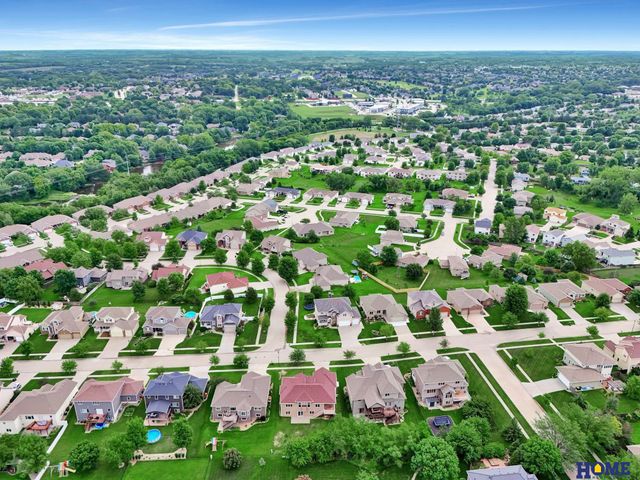 4911 S 76th Street, Lincoln, NE 68516