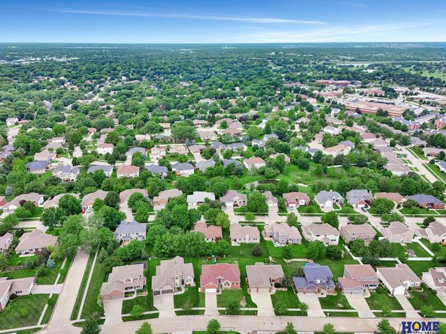 4911 S 76th Street, Lincoln, NE 68516