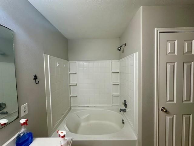 611 Hawthorne Pasture Road, Rosenberg, TX 77471