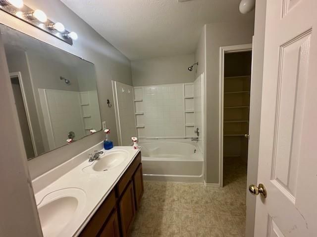 611 Hawthorne Pasture Road, Rosenberg, TX 77471
